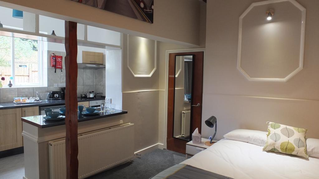 United Lodge Hotel And Apartments Londra Esterno foto