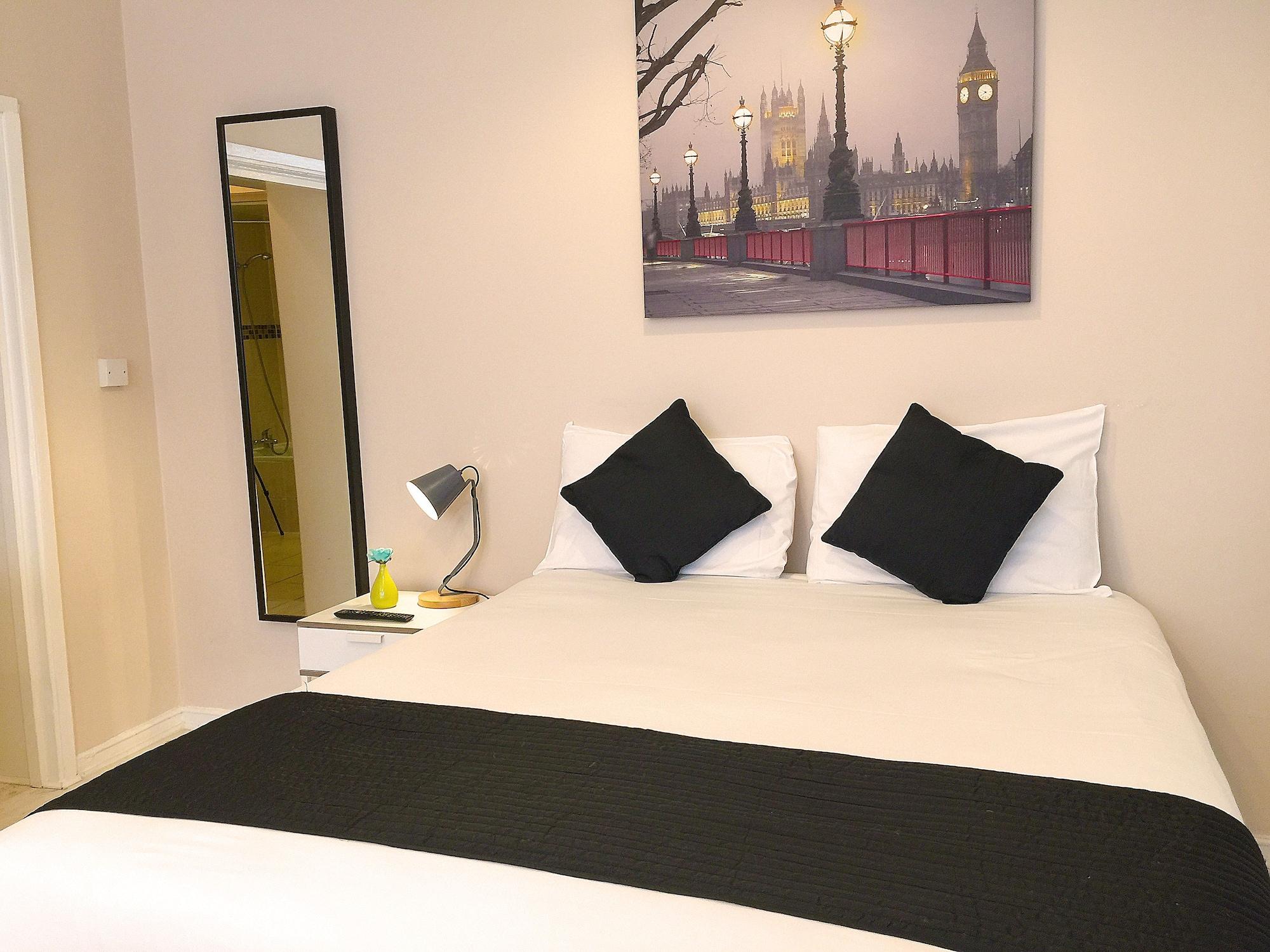 United Lodge Hotel And Apartments Londra Esterno foto