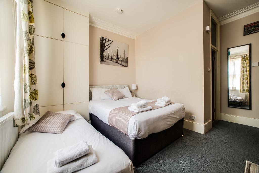 United Lodge Hotel And Apartments Londra Esterno foto