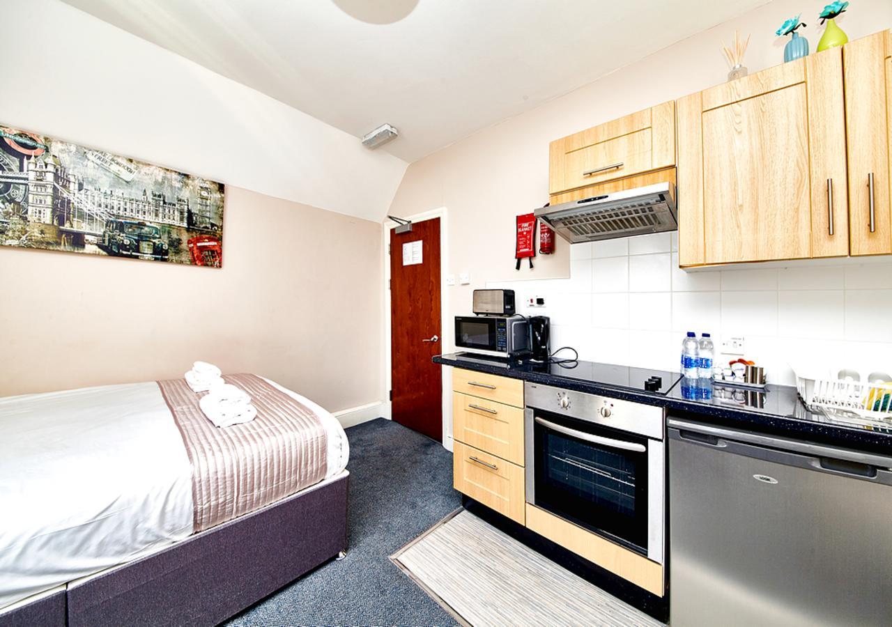 United Lodge Hotel And Apartments Londra Esterno foto